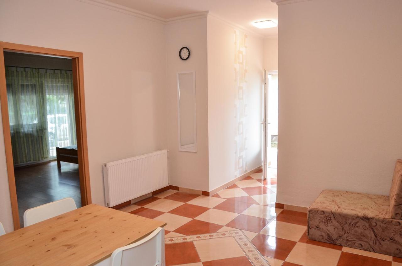 Gabor Aron Apartman Aparthotel Hajdúszoboszló Exterior foto
